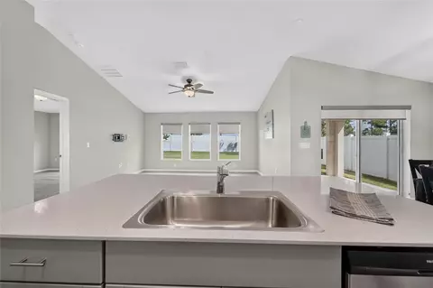 Kitchen - 12820 Bent Twig Dr, Riverview, FL 33579 photo 4 of 6