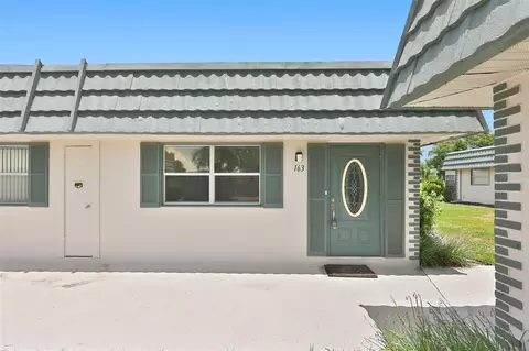 1811 Bedford Ln #163, Sun City Center, FL 33573