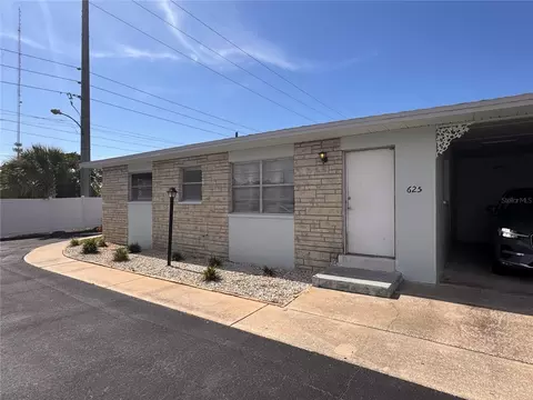 12400 Park Blvd #625, Seminole, FL 33772