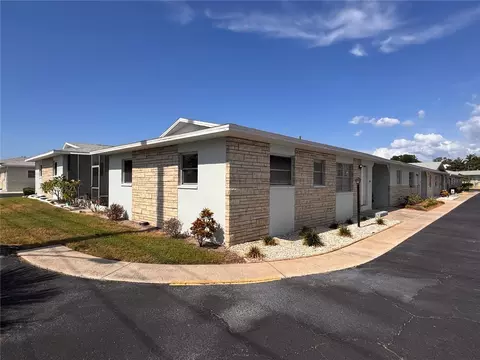 12400 Park Blvd #625, Seminole, FL 33772