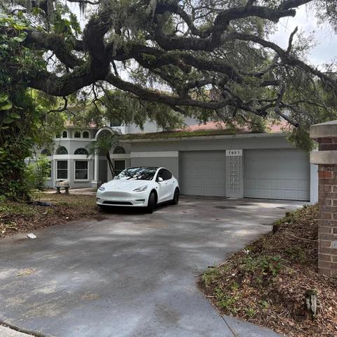 1931 Oak Ridge Ct, Clearwater, FL 33759