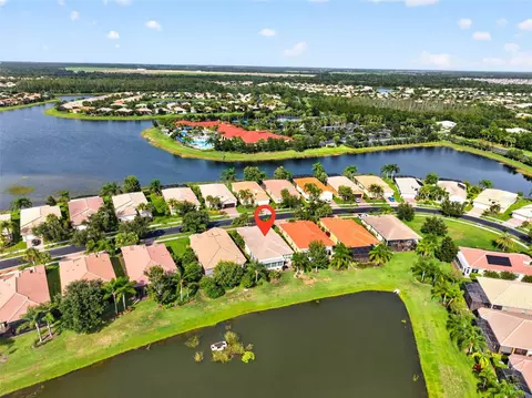 15929 Golden Lakes Dr, Wimauma, FL 33598