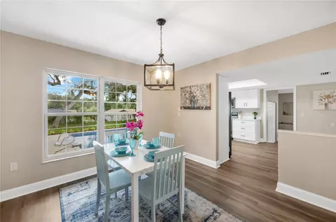Dining - 122 Windy Pl, Brandon, FL 33511 photo 5 of 5