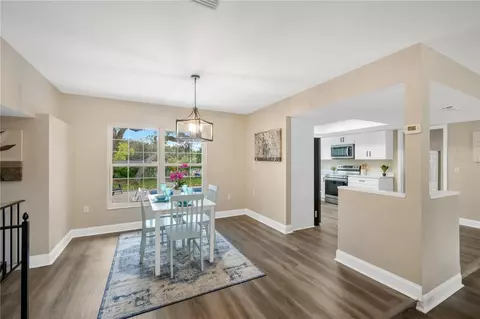 Dining - 122 Windy Pl, Brandon, FL 33511 photo 4 of 5