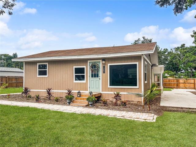 1362 Milton St, Clearwater, FL 33756