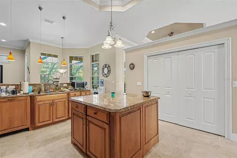 Kitchen - 3309 Twin Rivers Trl, Parrish, FL 34219 photo 3 of 5