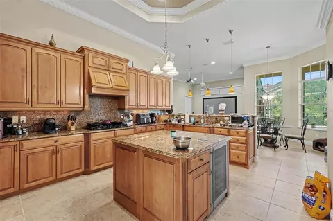 Kitchen - 3309 Twin Rivers Trl, Parrish, FL 34219 photo 4 of 5