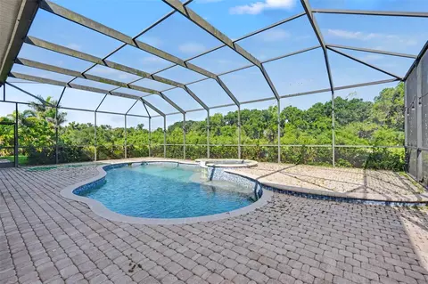 Exterior - 3309 Twin Rivers Trl, Parrish, FL 34219 photo 4 of 6