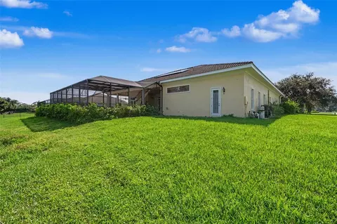 Exterior - 3309 Twin Rivers Trl, Parrish, FL 34219 photo 5 of 6