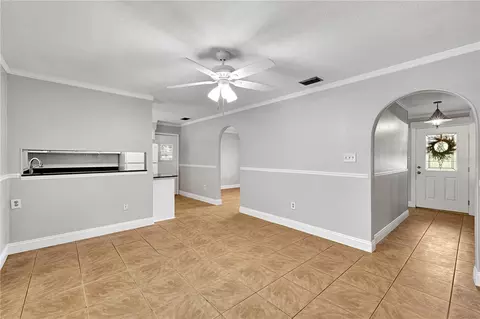 Living - 4314 Lark Dr, Dover, FL 33527 photo 4 of 9