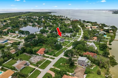 View/Area - 601 Shore Dr E, Oldsmar, FL 34677 photo 1 of 3