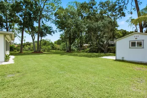 Exterior - 601 Shore Dr E, Oldsmar, FL 34677 photo 6 of 7