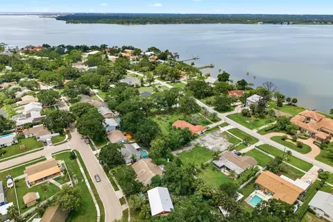 View/Area - 601 Shore Dr E, Oldsmar, FL 34677 photo 3 of 3