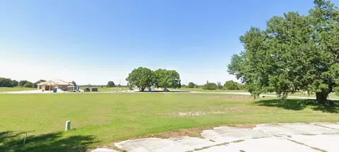 1209 Golf Ct, Sebring, FL 33876 photo 2