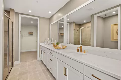 Bath - 12829 Jade Empress Loop #101, Venice, FL 34293 photo 1 of 3