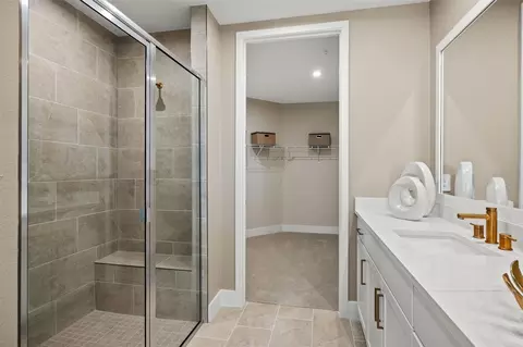Bath - 12829 Jade Empress Loop #101, Venice, FL 34293 photo 3 of 3