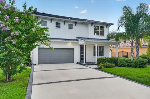 5818 12 S 6th St, Tampa, FL 33611
