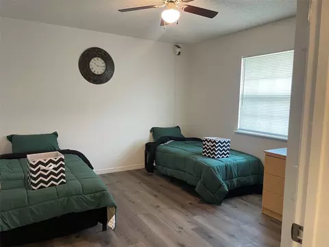 Bedroom - 1601 Stephens Rd, Ruskin, FL 33570 photo 1 of 2