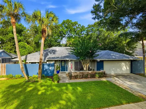 15908 Hampton Village Dr, Tampa, FL 33618