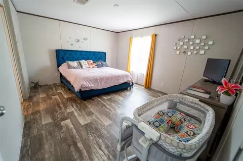 Bedroom - 11634 Mcmullen Loop, Riverview, FL 33569 photo 1 of 4