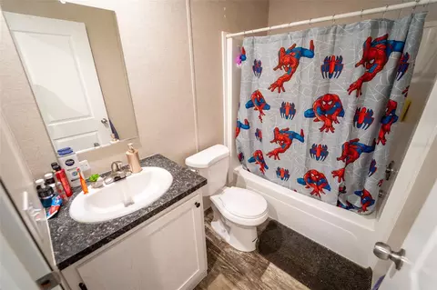 Bath - 11634 Mcmullen Loop, Riverview, FL 33569 photo 3 of 6
