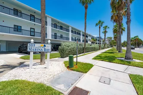 3111 Pass A Grille Way #110, Saint Petersburg, FL 33706