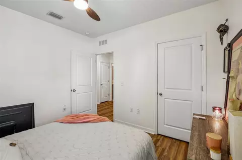 Bedroom - 11008 Leland Groves Dr, Riverview, FL 33579 photo 4 of 4
