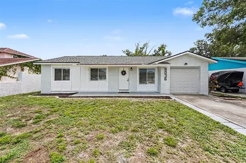 9036 109th Ter, Seminole, FL 33777