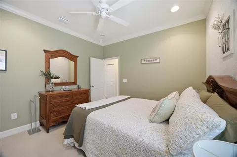 Bedroom - 2013 Raven Manor Dr, Dover, FL 33527 photo 9 of 11
