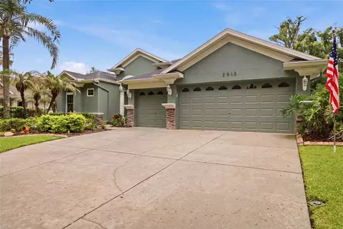 Exterior - 2013 Raven Manor Dr, Dover, FL 33527 photo 13 of 15