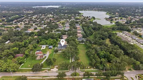 View/Area - 2013 Raven Manor Dr, Dover, FL 33527 photo 6 of 6