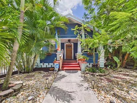 616 15th St N, Saint Petersburg, FL 33705