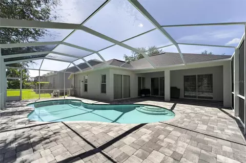 Exterior - 1314 Rowantree Dr, Dover, FL 33527 photo 9 of 21