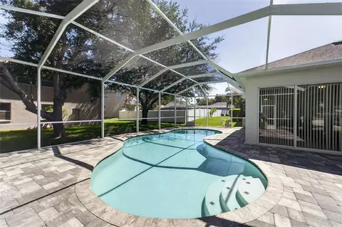 Exterior - 1314 Rowantree Dr, Dover, FL 33527 photo 7 of 21