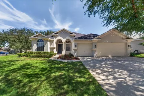 Exterior - 1314 Rowantree Dr, Dover, FL 33527 photo 2 of 21