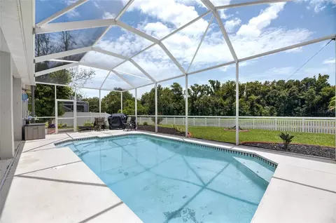 Exterior - 12419 Riverglen Dr, Riverview, FL 33569 photo 6 of 8