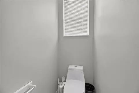 Bath - 12419 Riverglen Dr, Riverview, FL 33569 photo 7 of 7