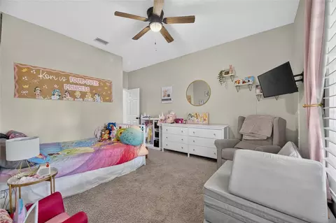 Bedroom - 12419 Riverglen Dr, Riverview, FL 33569 photo 3 of 13