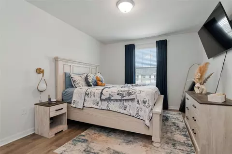 Bedroom - 9213 Hillcroft Dr, Riverview, FL 33578 photo 2 of 2