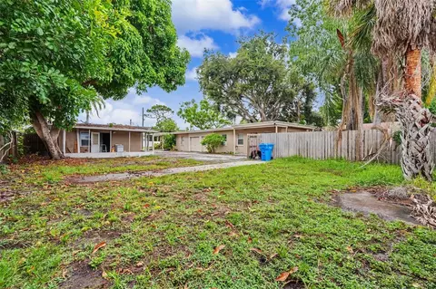 Exterior - 10598 106th Ave, Largo, FL 33773 photo 3 of 3
