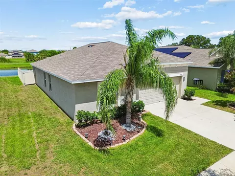 928 Zone Tailed Hawk Pl, Ruskin, FL 33570