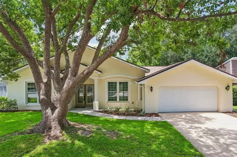 818 Village Way, Palm Harbor, FL 34683