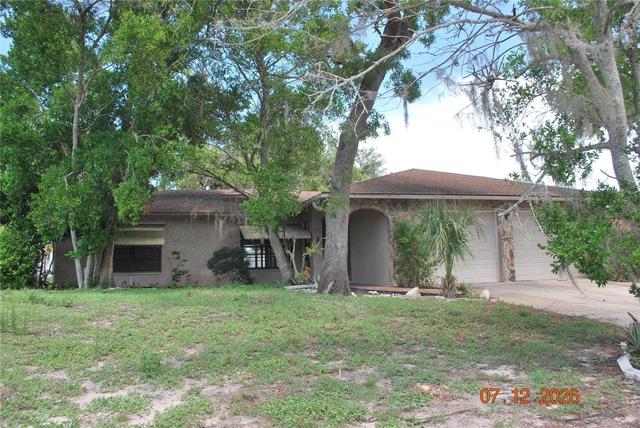 8941 Forest Lake Dr, Port Richey, FL 34668