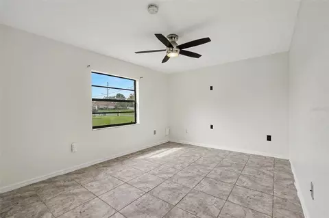 Bedroom - 4498 Gondolier Rd, Spring Hill, FL 34609 photo 4 of 4