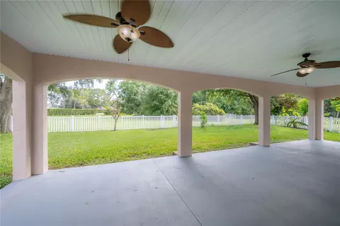 Exterior - 4716 Mapletree Loop, Wesley Chapel, FL 33543 photo 3 of 6