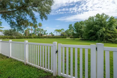 Exterior - 4716 Mapletree Loop, Wesley Chapel, FL 33543 photo 5 of 6