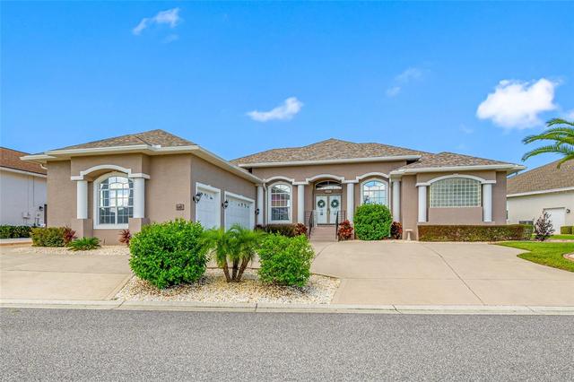 6750 Huntington Hills Blvd, Lakeland, FL 33810