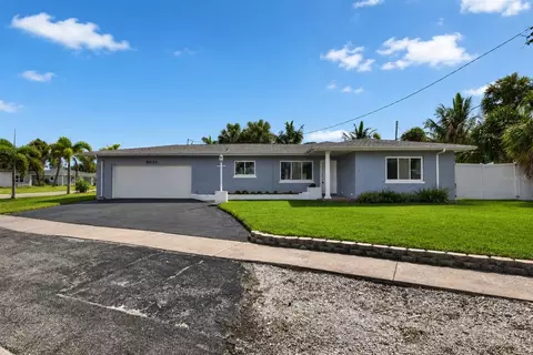 8651 Gulf Blvd, Saint Pete Beach, FL 33706