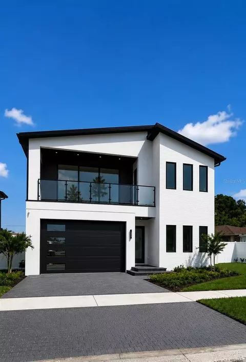 3611 W North A St, Tampa, FL 33609