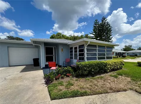 1610 Berwick Ct #D, Palm Harbor, FL 34684